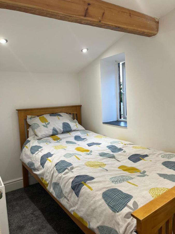 Park View Cottage Liversedge ภายนอก รูปภาพ
