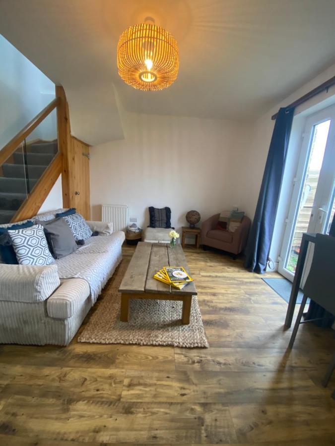 Park View Cottage Liversedge ภายนอก รูปภาพ