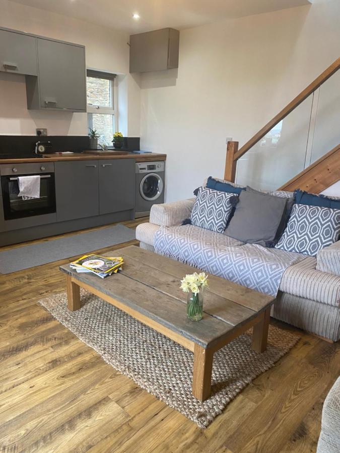 Park View Cottage Liversedge ภายนอก รูปภาพ